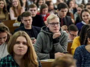 Обложка новости Студентам-очникам предоставили отсрочку от мобилизации